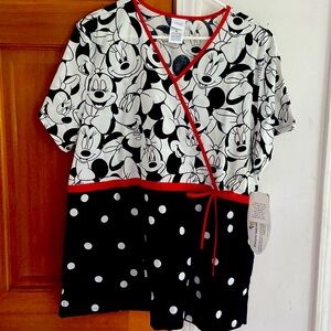 NWT! Cherokee Tooniforms Minnie Mouse XL scrub top!